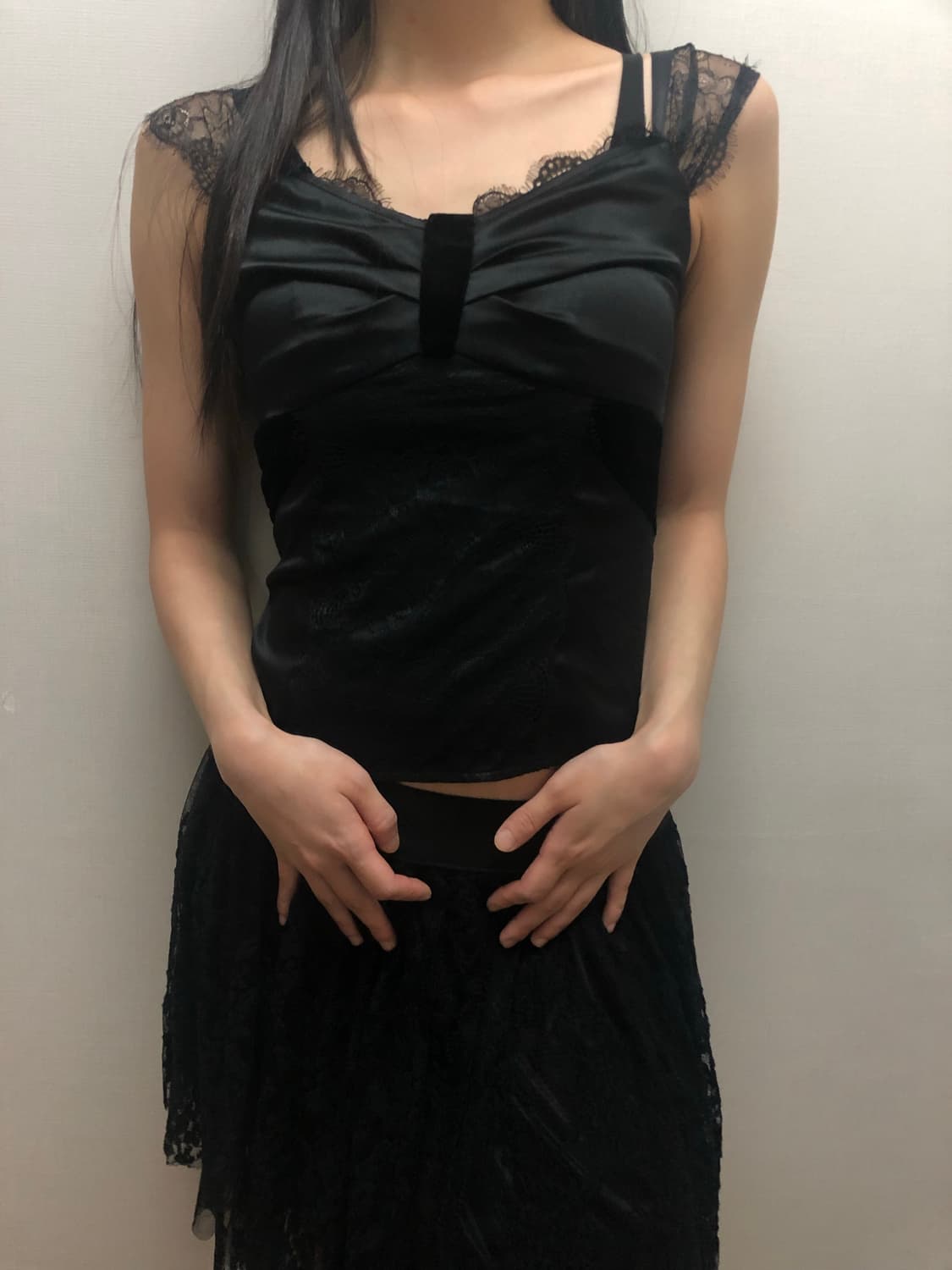 빈티지 블랙 레이스 셔링 탑 상품이미지6