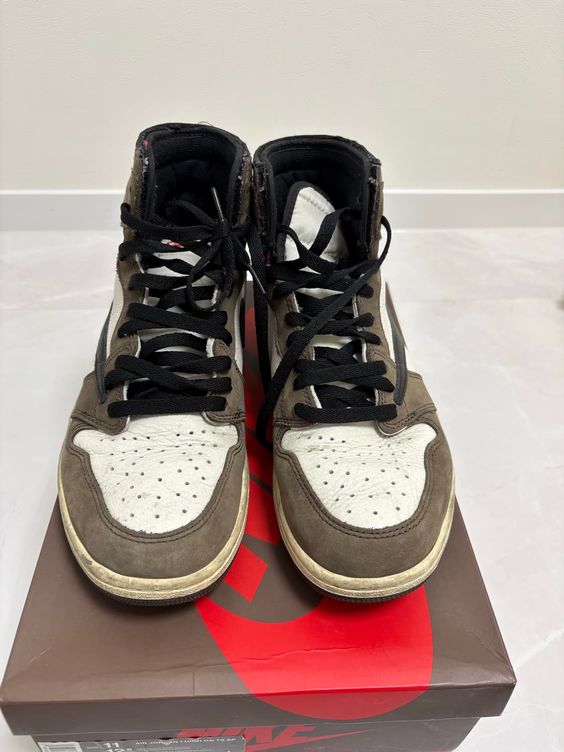 조던 1 x 트래비스 스캇 레트로 하이 OG SP 모카 상품이미지4