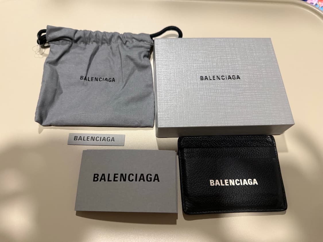 발렌시아가 카드지갑 상품이미지1