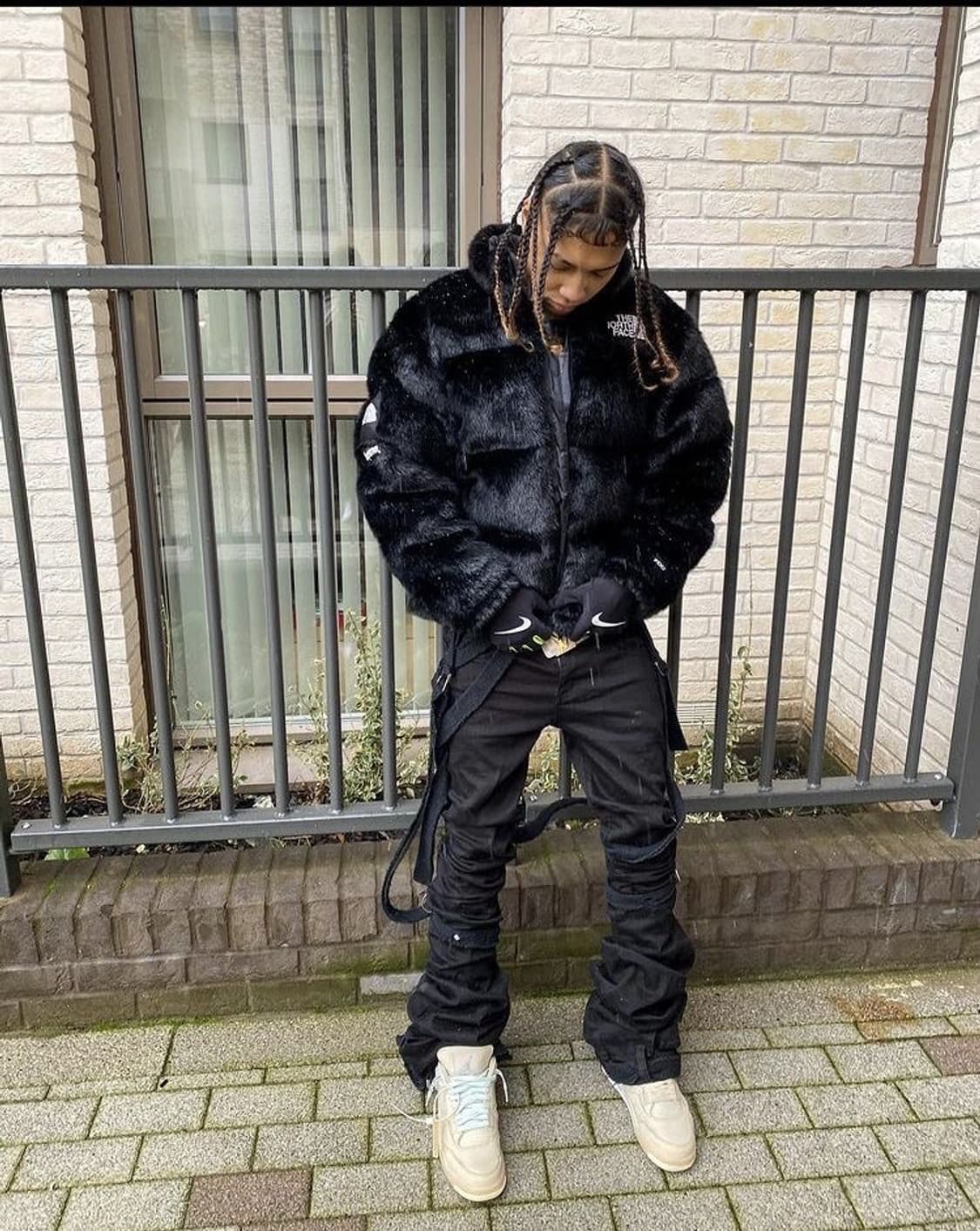 슈프림 노스페이스 퍼 눕시 블랙 L 상품이미지1