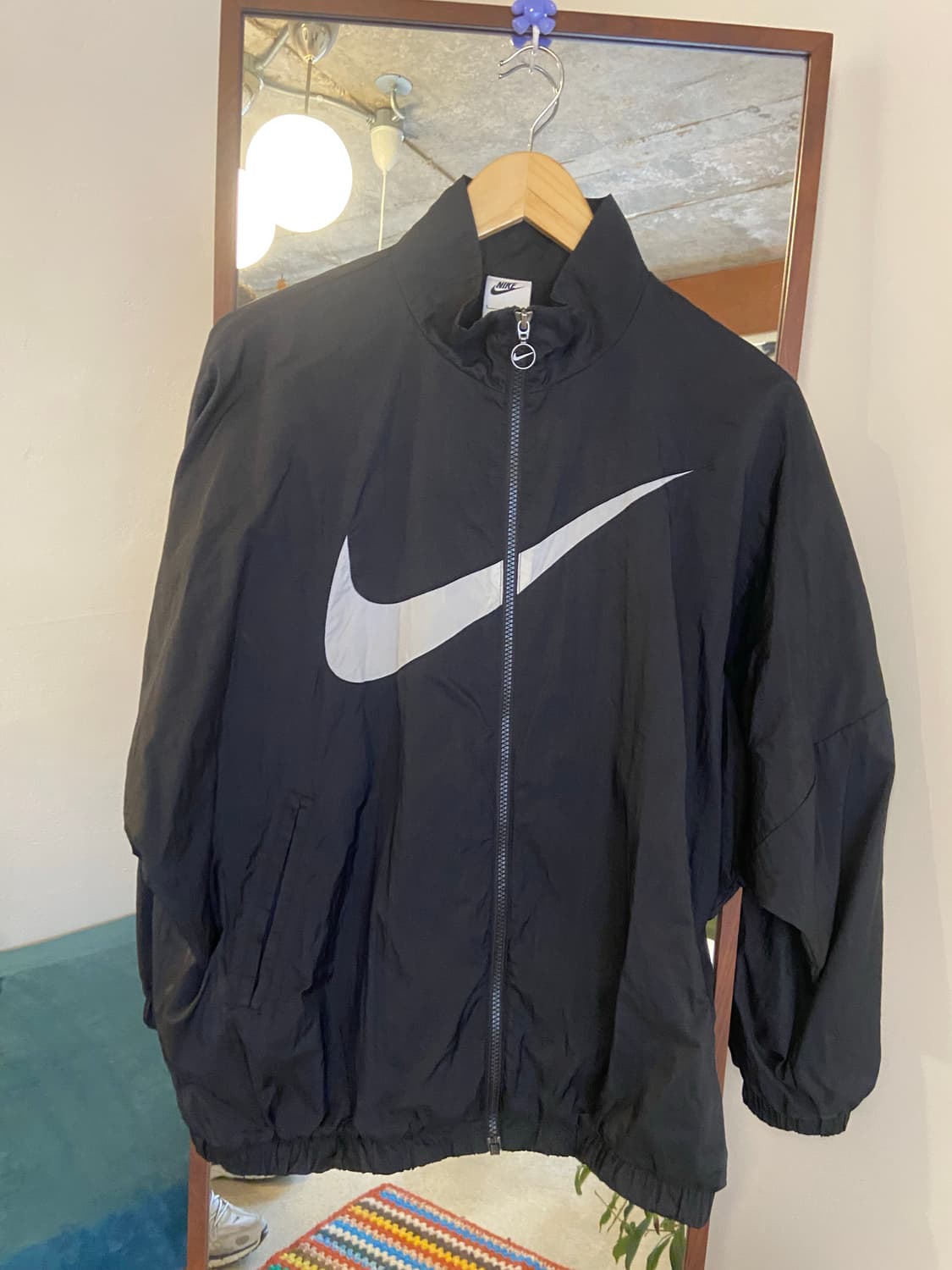 나이키 빅스우시 블랙 여성용 바람막이 상품이미지2