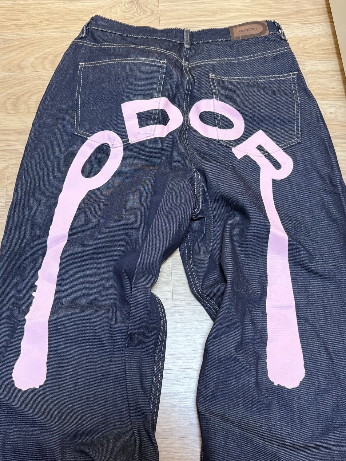 ODOR Logo drop denim in pink 상품이미지3