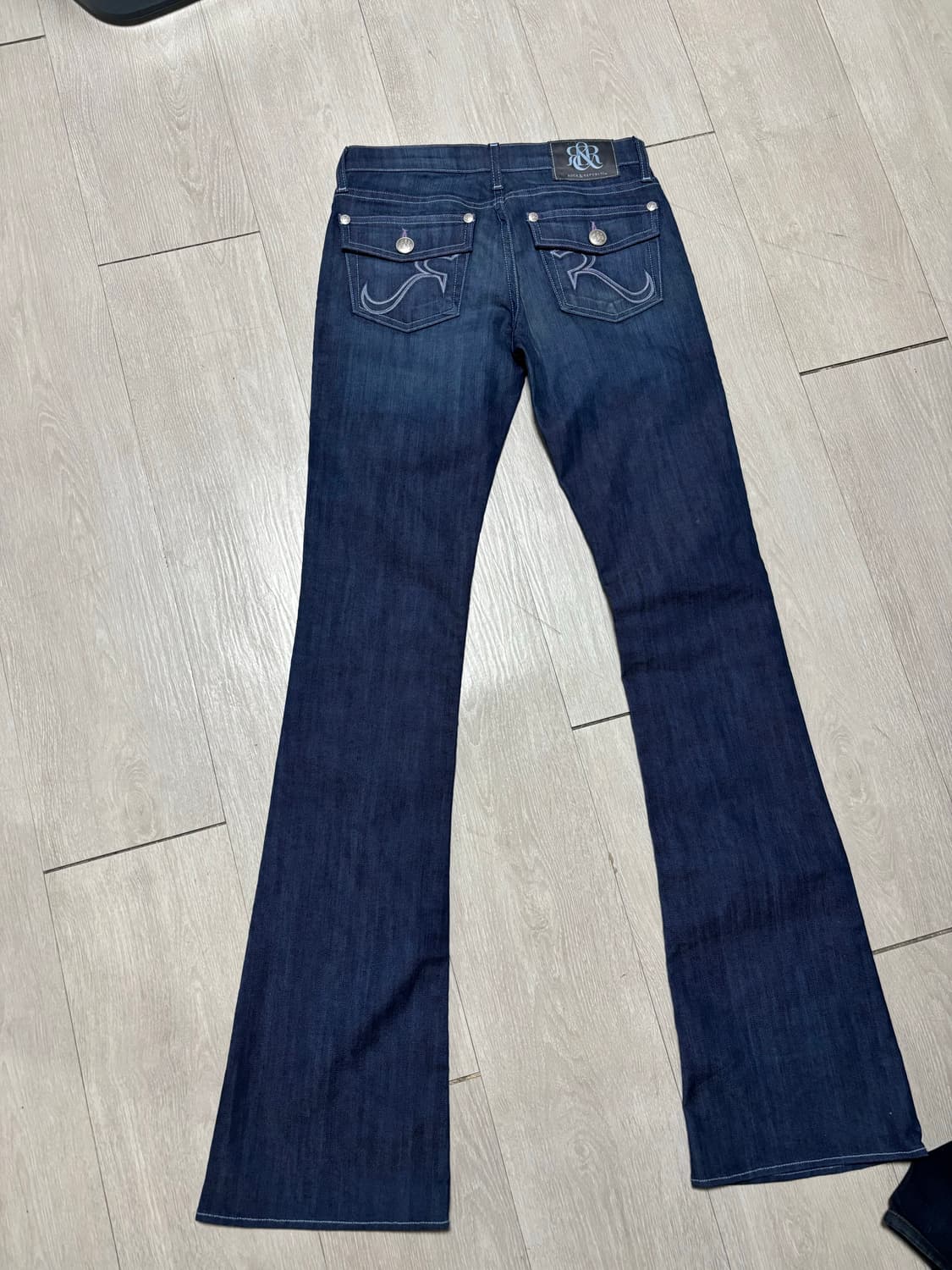 락앤리퍼블릭 부츠컷 로우라이즈 25 상품이미지4