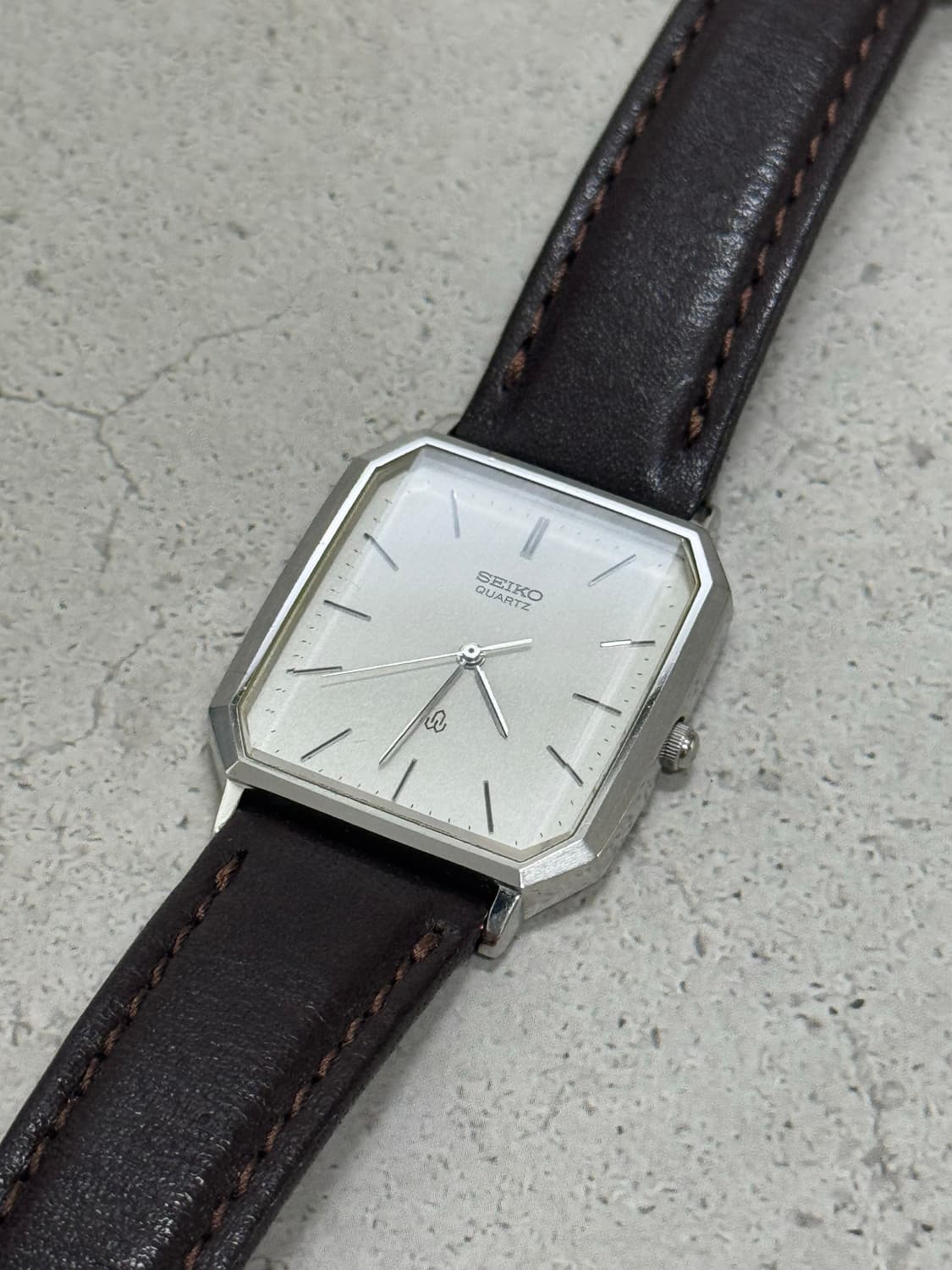 80s 빈티지 세이코 탱크 쿼츠 상품이미지2