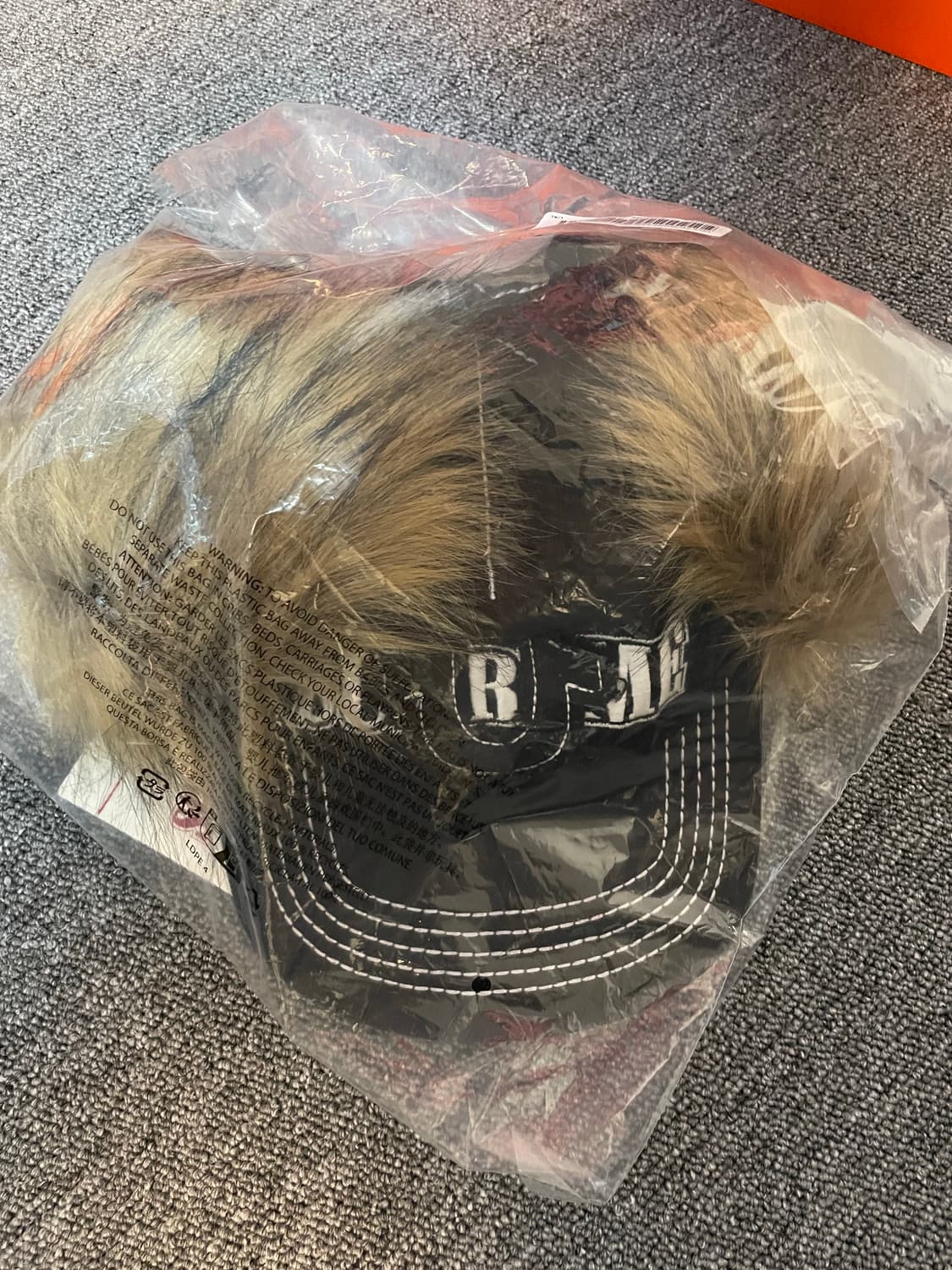 슈프림 x 트루릴리전 이어플랩 5-패널 블랙 (L-xl) 상품이미지4