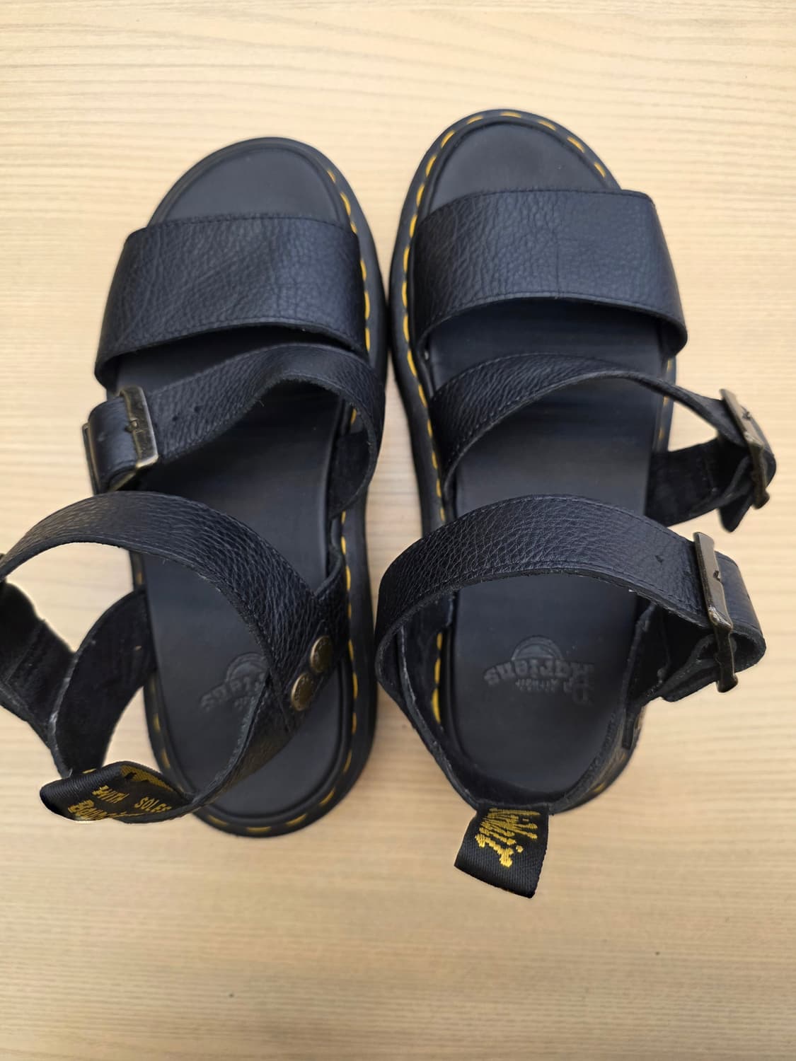 닥터마틴 그리폰쿼드 스트랩 샌들 UK6 상품이미지4