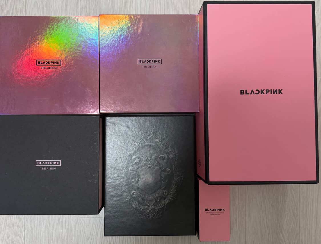 블랙핑크 앨범 키링 스페셜 굿즈 팝니다.  상품이미지1