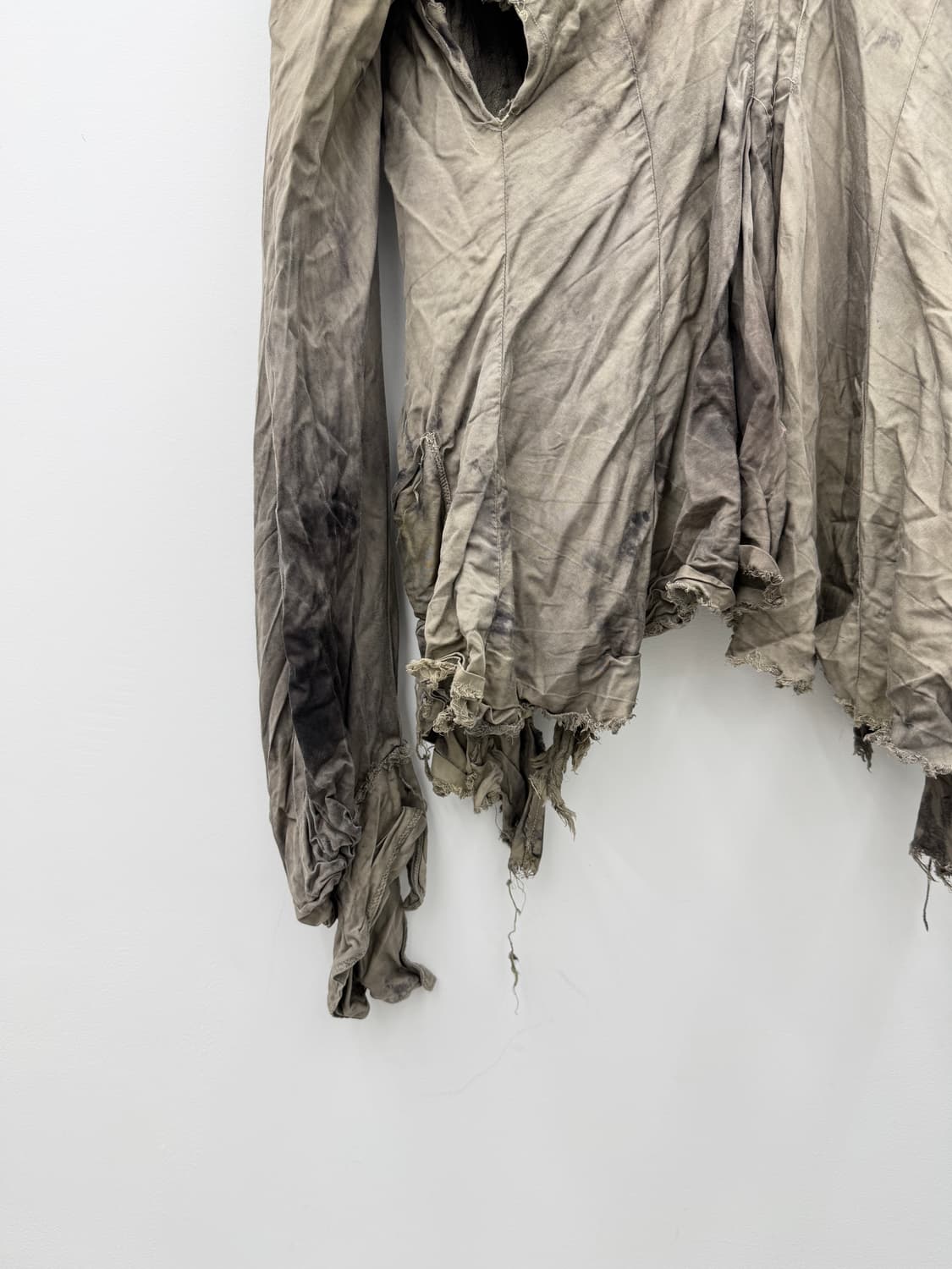 DRAPED BAMBOO SILK MUSLIN PLEATED JACKET 상품이미지7