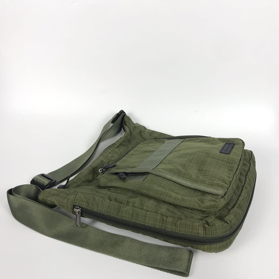 몽벨 빈티지 크로스백 가방 상품이미지6