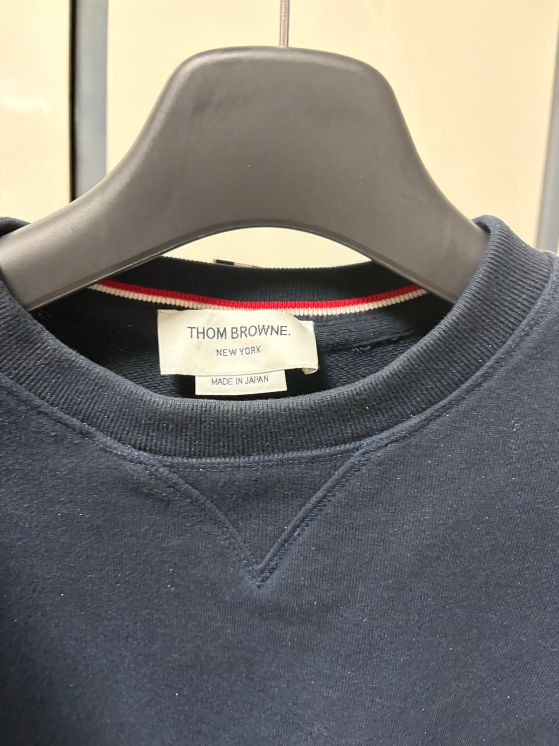 [풀구성/정품] 톰브라운 네이비 맨투맨 4사 상품이미지6