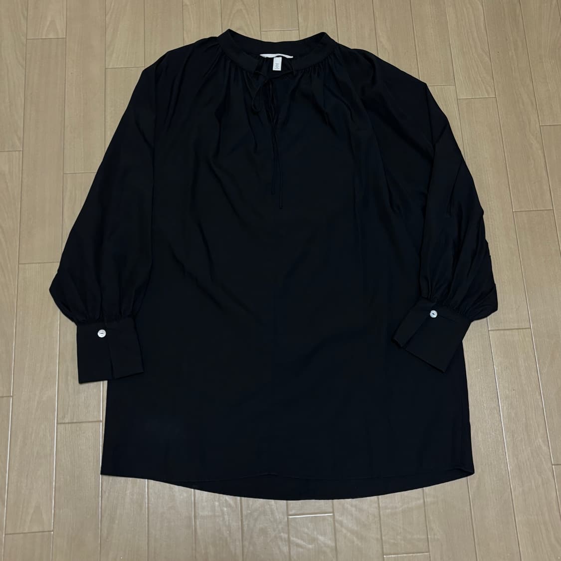 h&m 에이치앤엠 타이 디테일 오버사이즈 드레스 (새상품) 상품이미지1