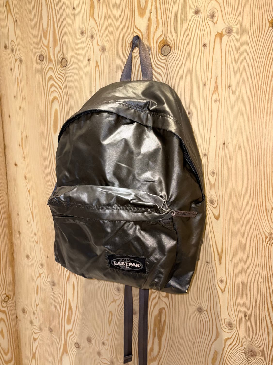 이스트팩 패디드 파커 백팩 상품이미지3