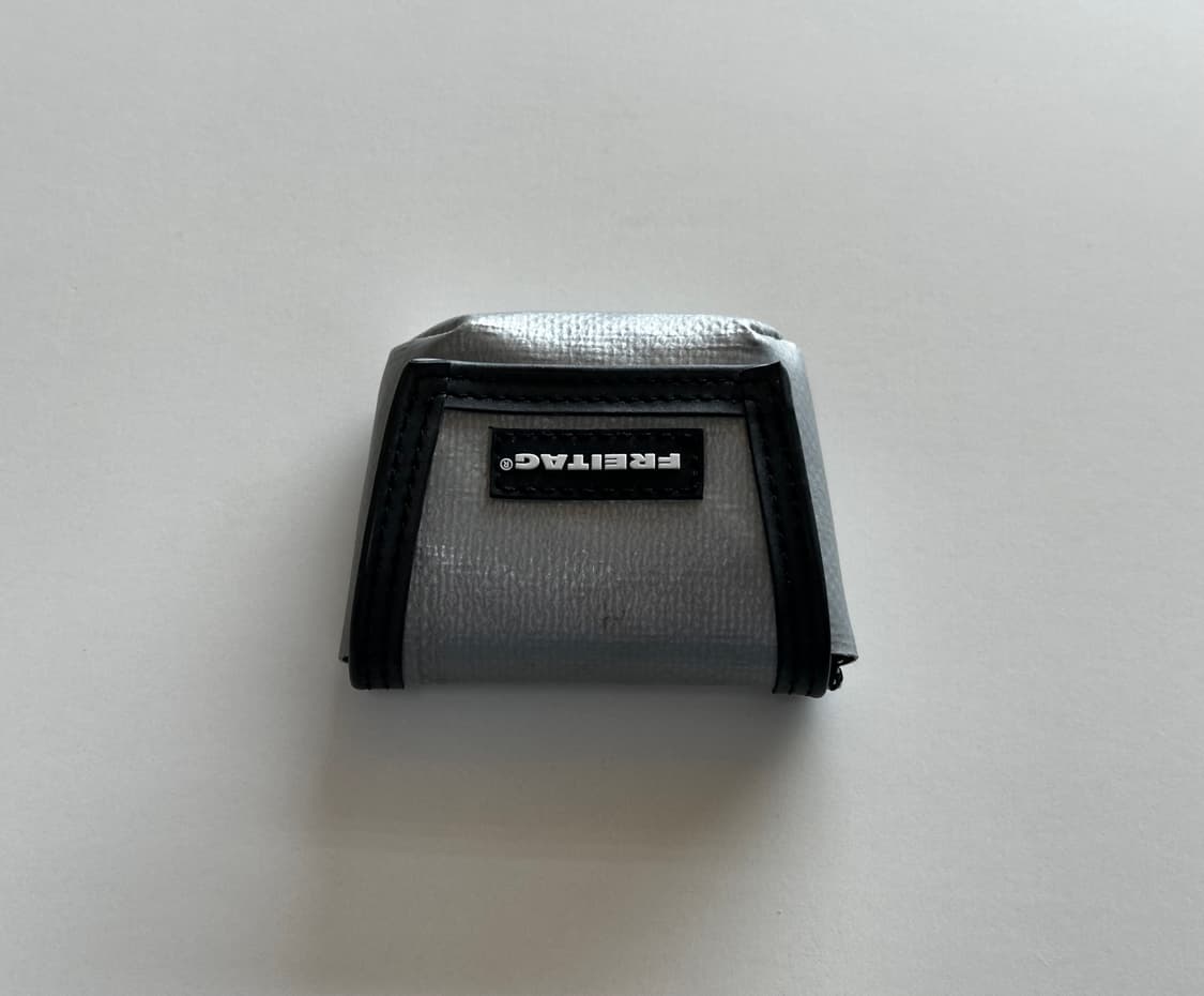 새제품 Freitag 프라이탁 희귀 실버 미니 메신저 키링 상품이미지8