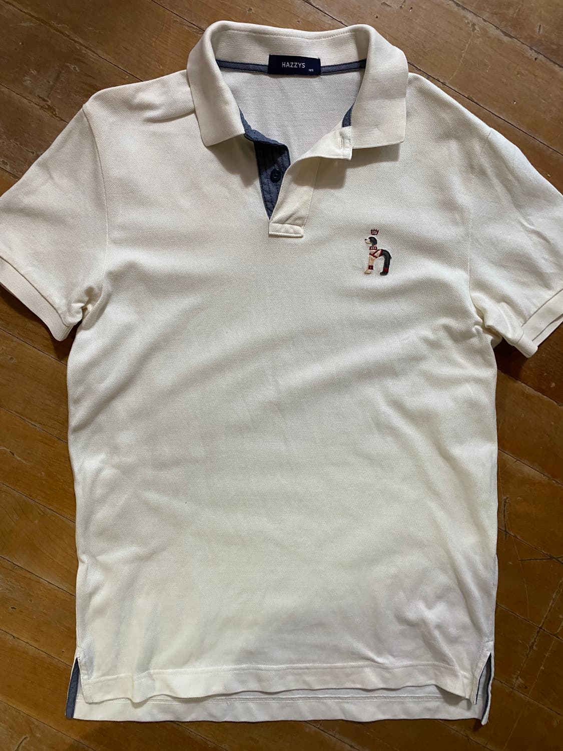 헤지스 폴로 카라티 아이보리 컬러 105 (100) 상품이미지1