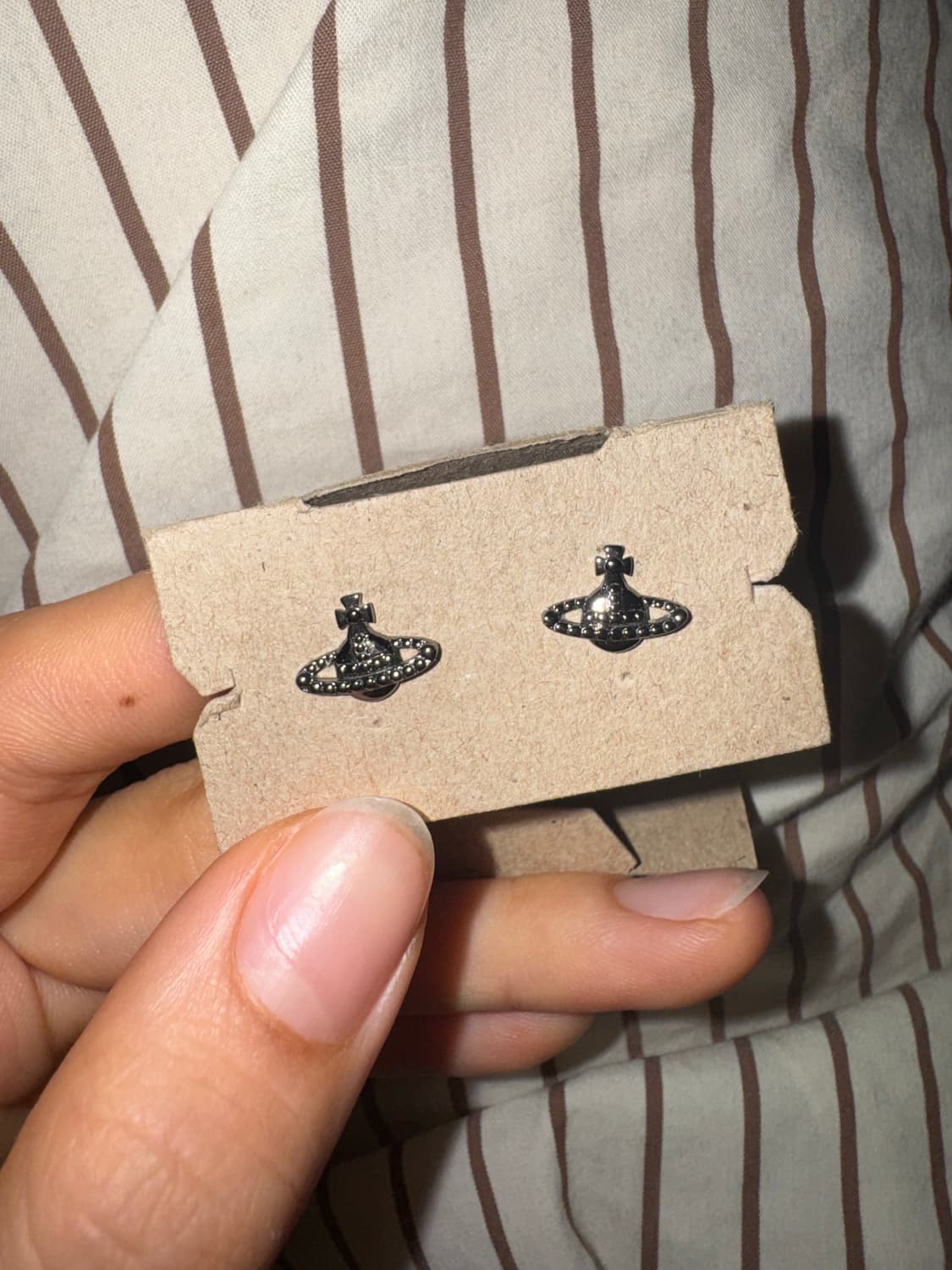 비비안웨스트우드 귀걸이 풀박 상품이미지2