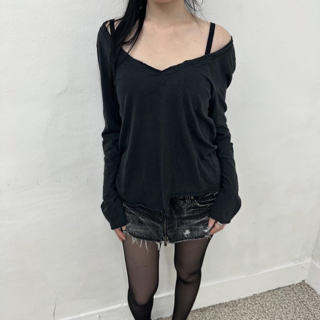 grunge off shoulder long sleeve  상품이미지1