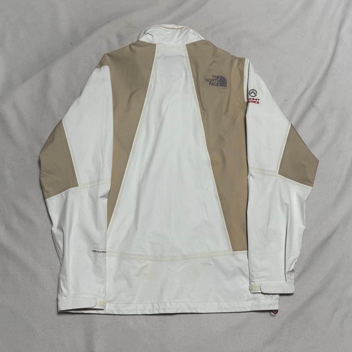M 노스페이스 써밋 리얼벤트 배색 바람막이 상품이미지3