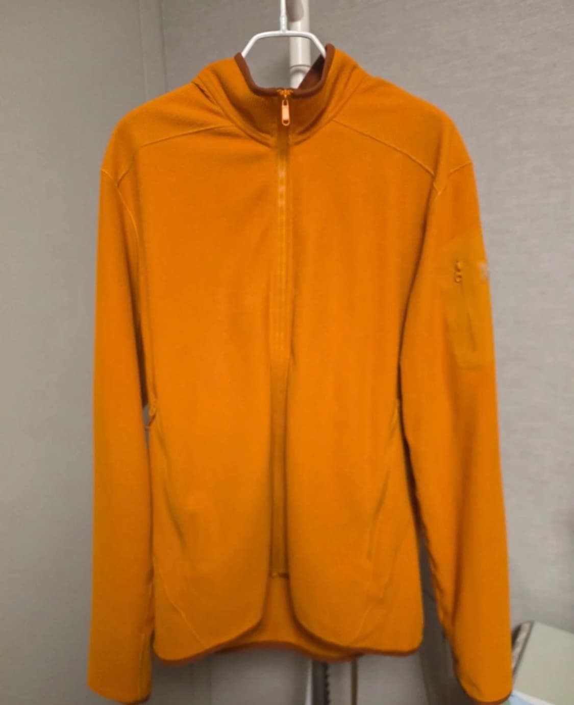 아크테릭스 델타 LT 자켓 M 사이즈  상태 8.8/10  좋은분이 가져 상품이미지1