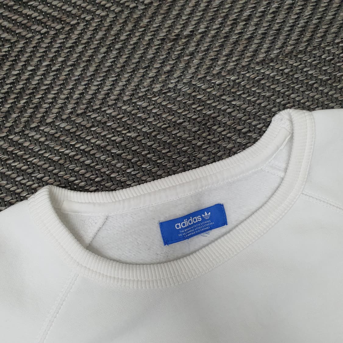 아디다스 기모 맨투맨 남자105~110 상품이미지2