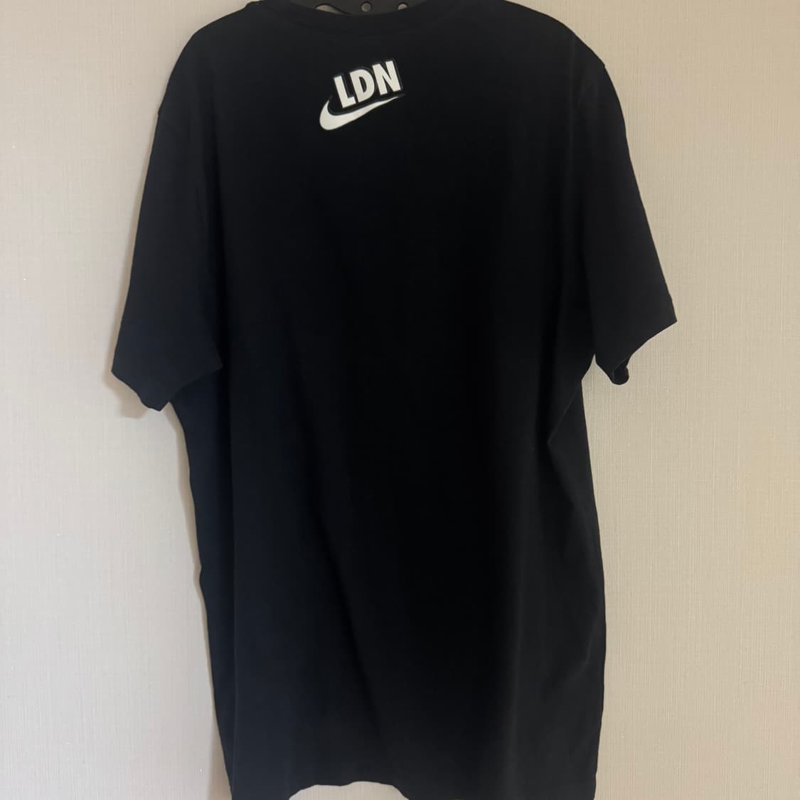 나이키 런던 커스텀 티셔츠 상품이미지2