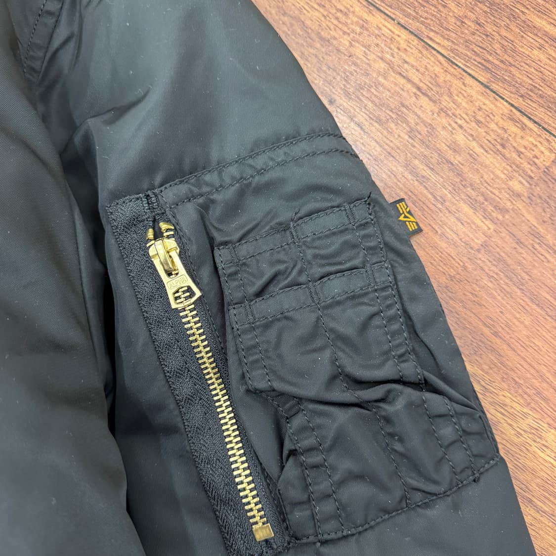 L 알파인더스트리 블랙 MA-1 레귤러핏 항공점퍼 자켓  상품이미지3