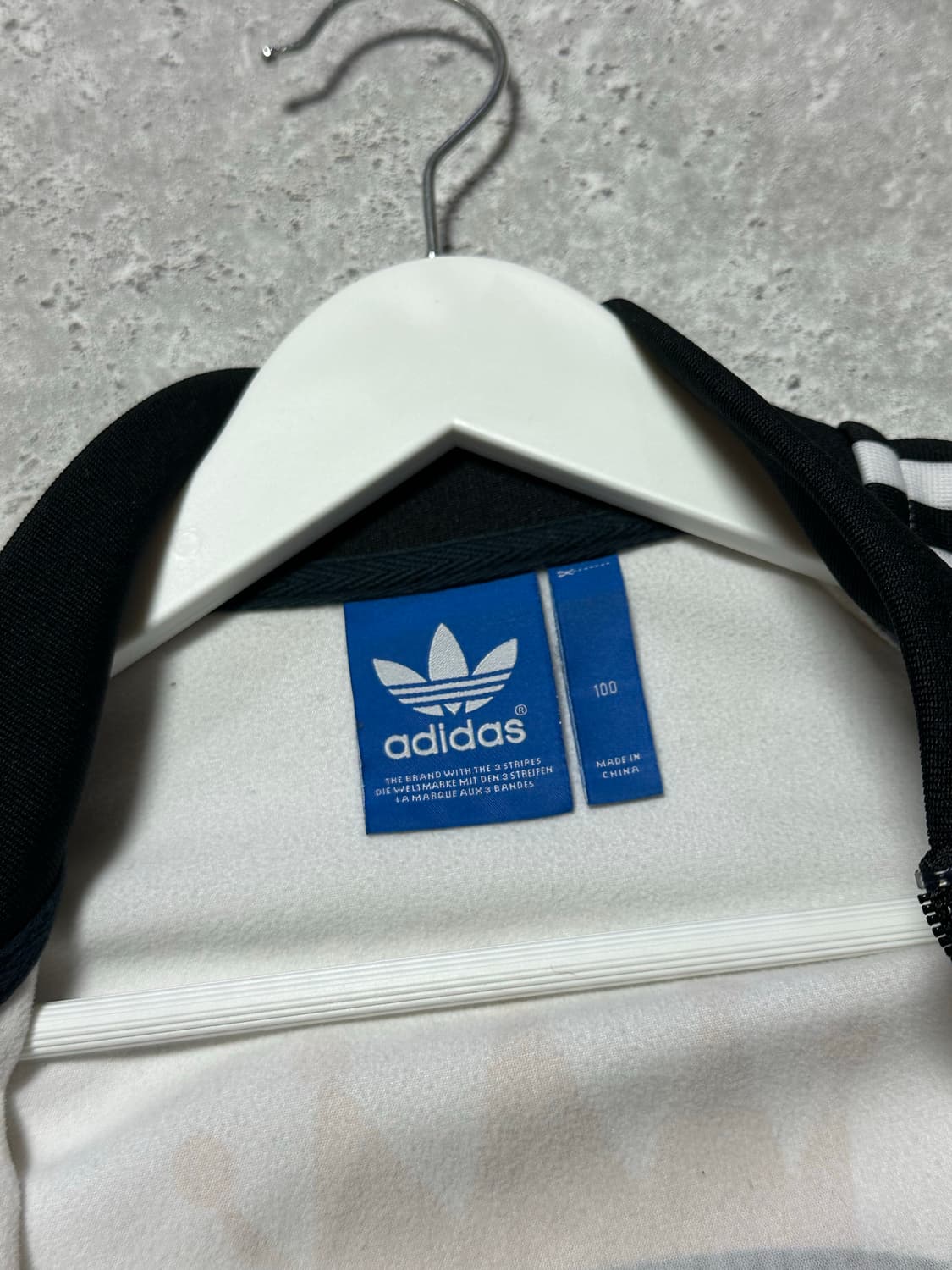 아디다스 니고 베어 25주년 화이트블랙 트랙탑 상품이미지6