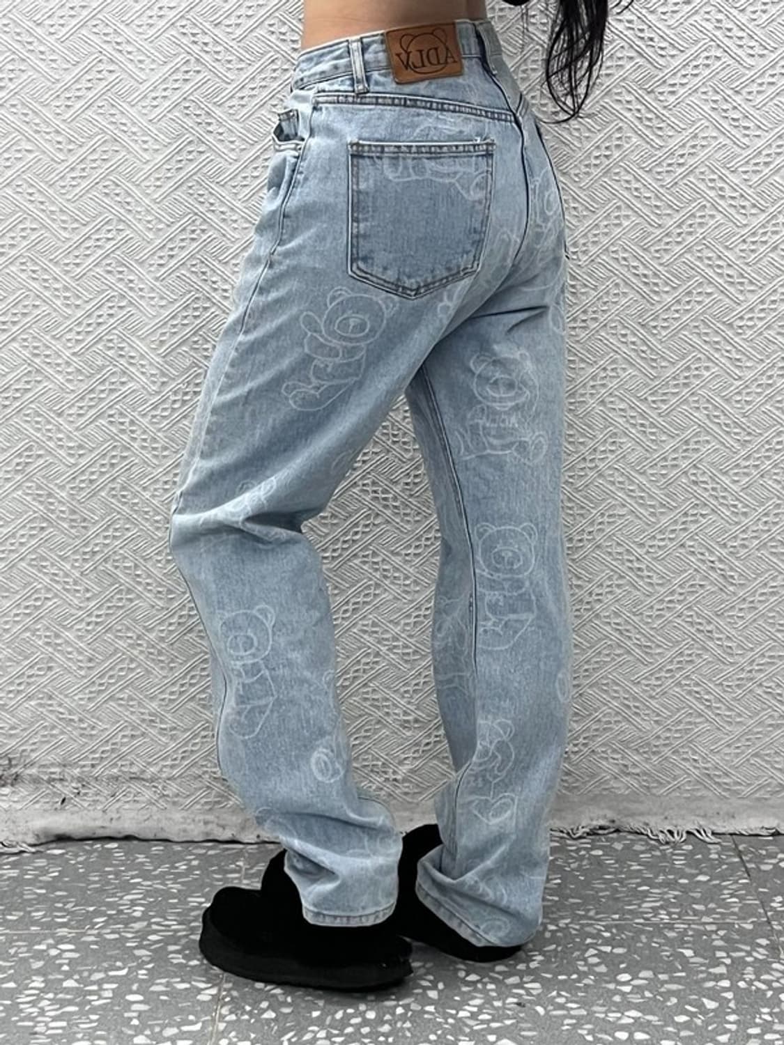 아크메드라비 스트릿 키치 베어 패턴 연청 데님팬츠 1 C09928 상품이미지1