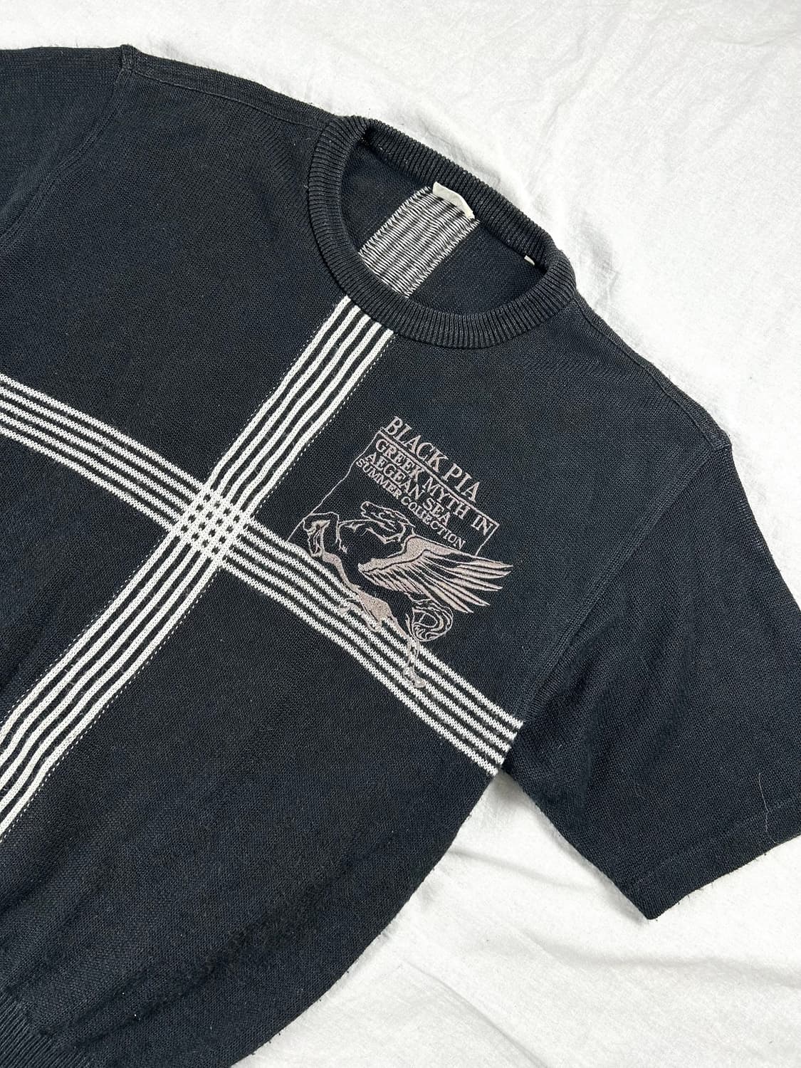 Black PIA 크로스 라인 니트 상품이미지2