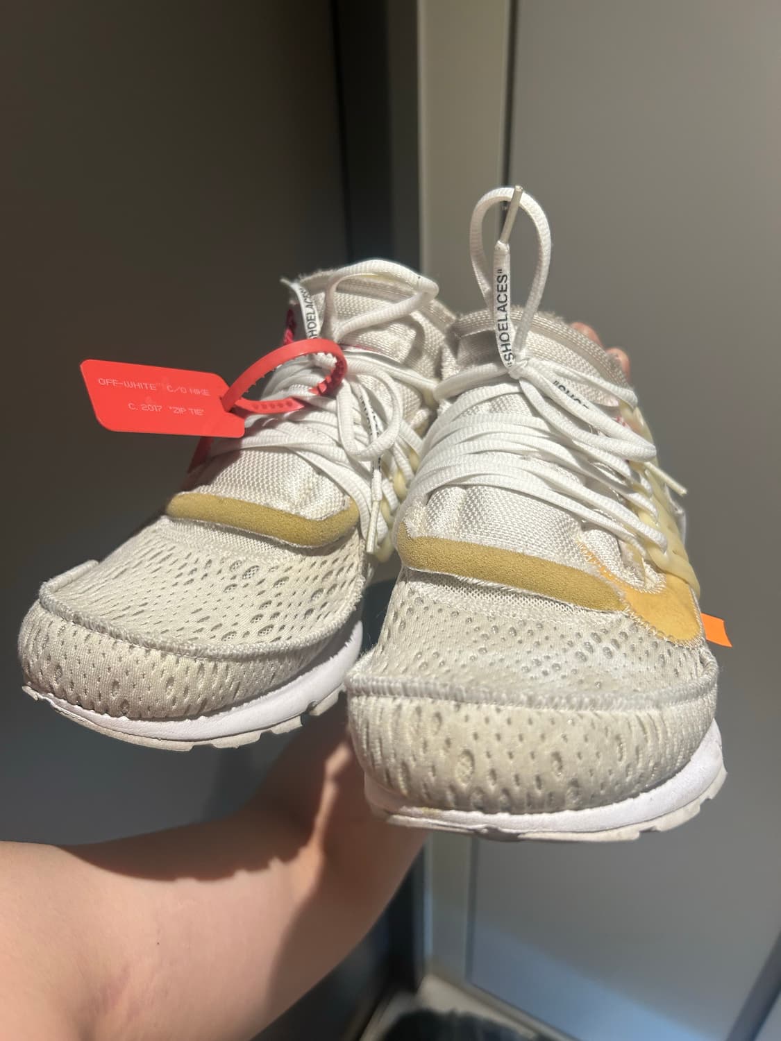 오프화이트x나이키 에어프레스토 화이트 색상 사이즈 270 상품이미지3