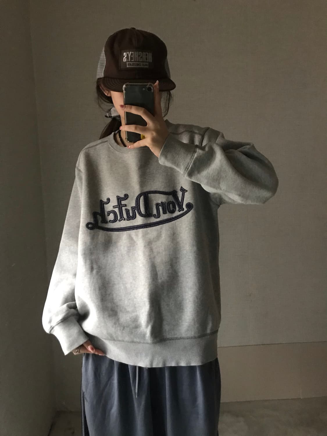 본더치 00s 데님로고 맨투맨 상품이미지3