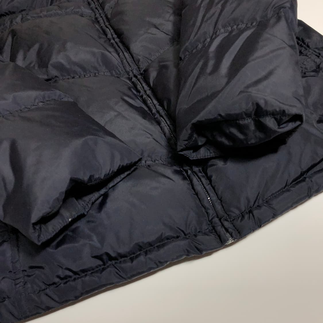 켈빈클라인 다운 패딩 M 상품이미지6