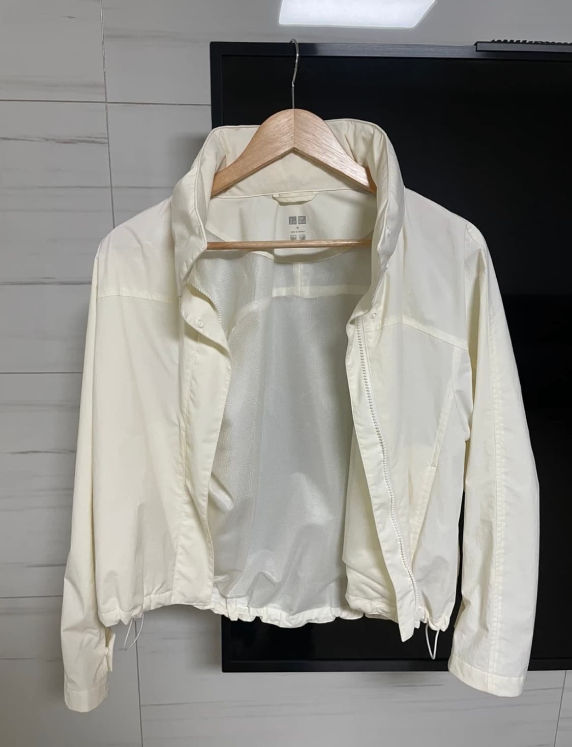 유니클로 윈드블럭 스탠드 블루종 자켓 오프화이트 M 상품이미지2