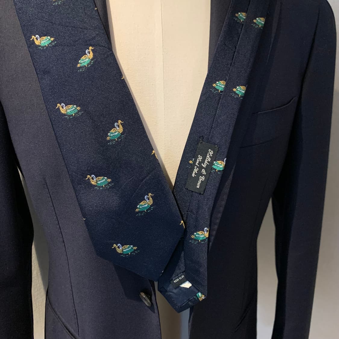 홀리데이 앤 브라운(Holliday & Brown) 클래식 정장넥타이 상품이미지3