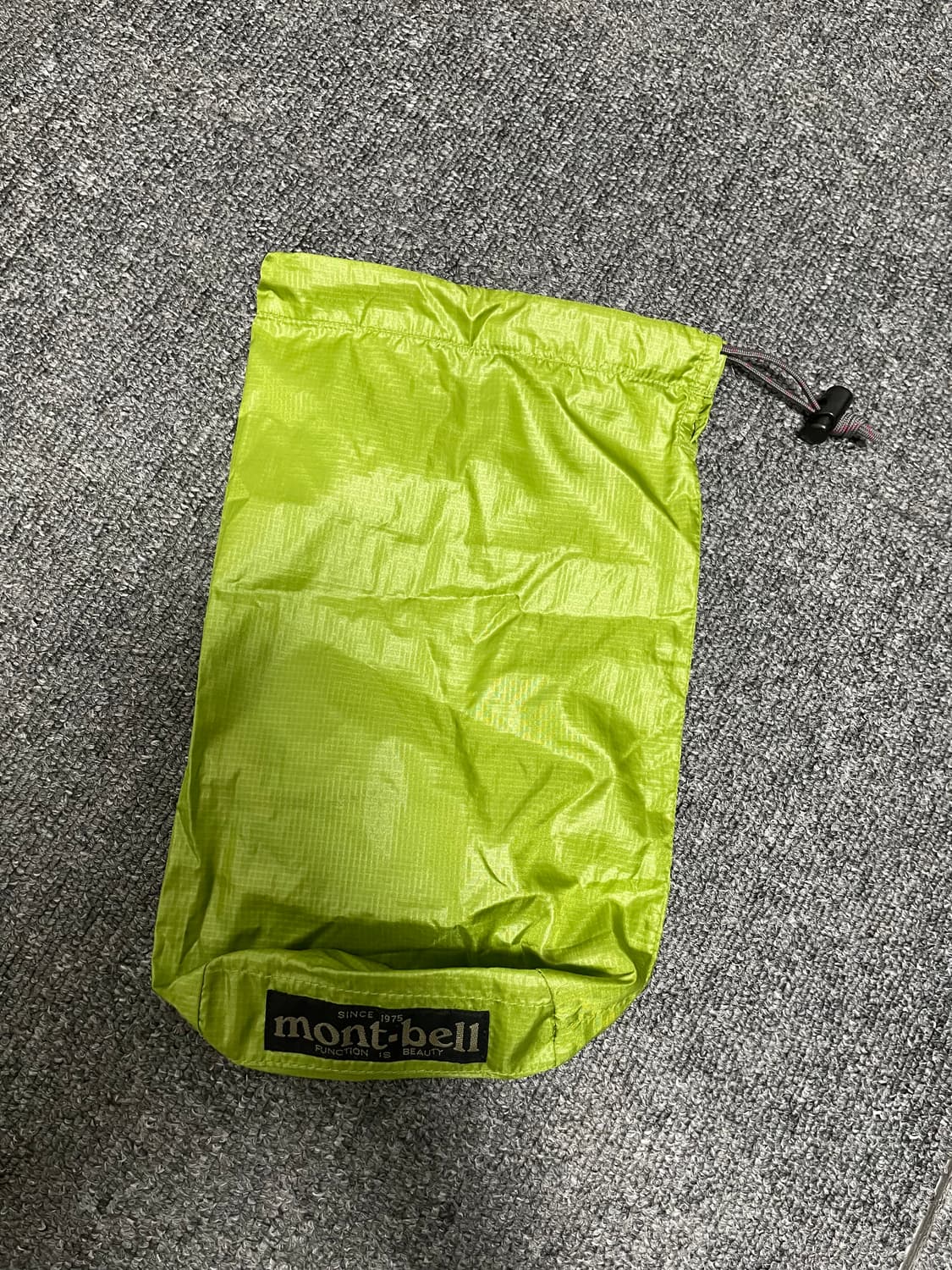 [XL] 몽벨 빈티지 알파인 다운 후드 푸퍼 라임그린 상품이미지10