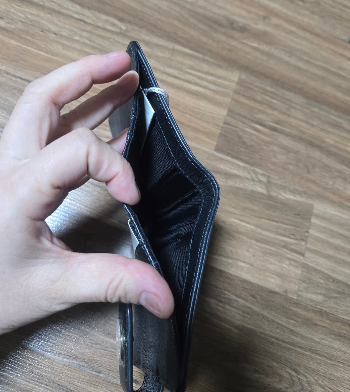 토리버치 블랙 로빈슨 미니월렛 [정품 미사용] 상품이미지4