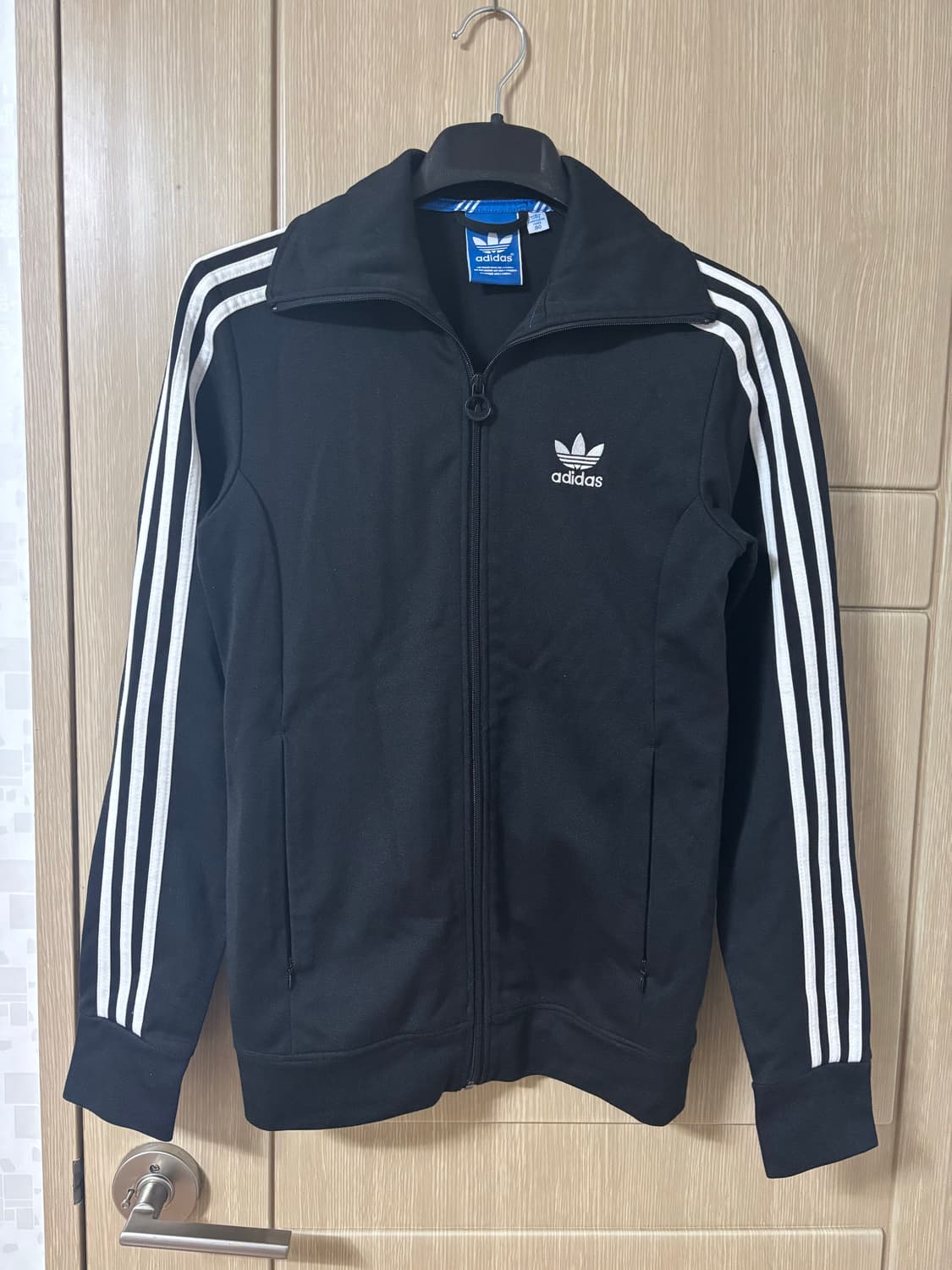 아디다스 유로파 트랙탑 블랙 상품이미지1