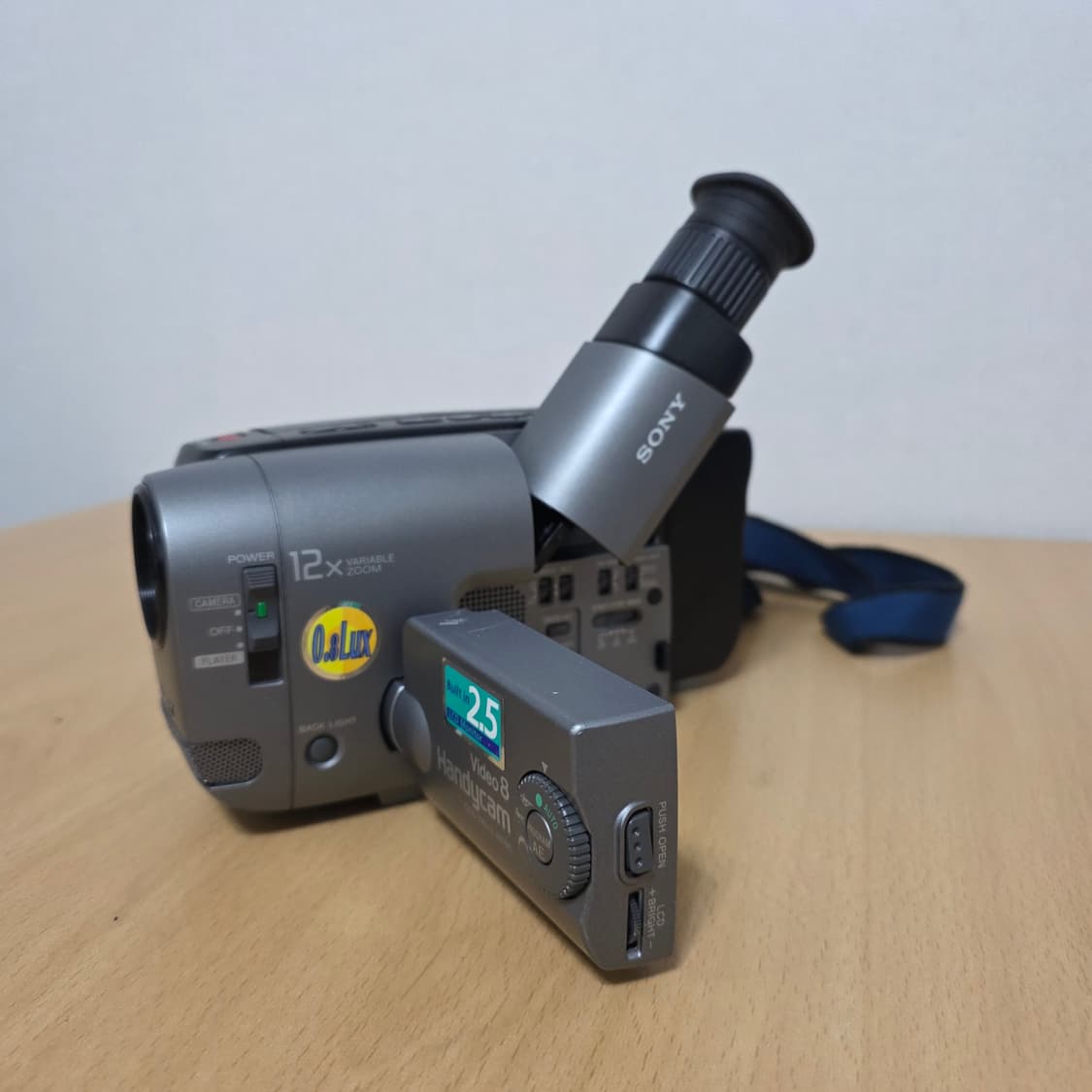 소니 핸디캠 8mm 비디오카메라 CCD-TRV11 NTSC 세트 상품이미지3