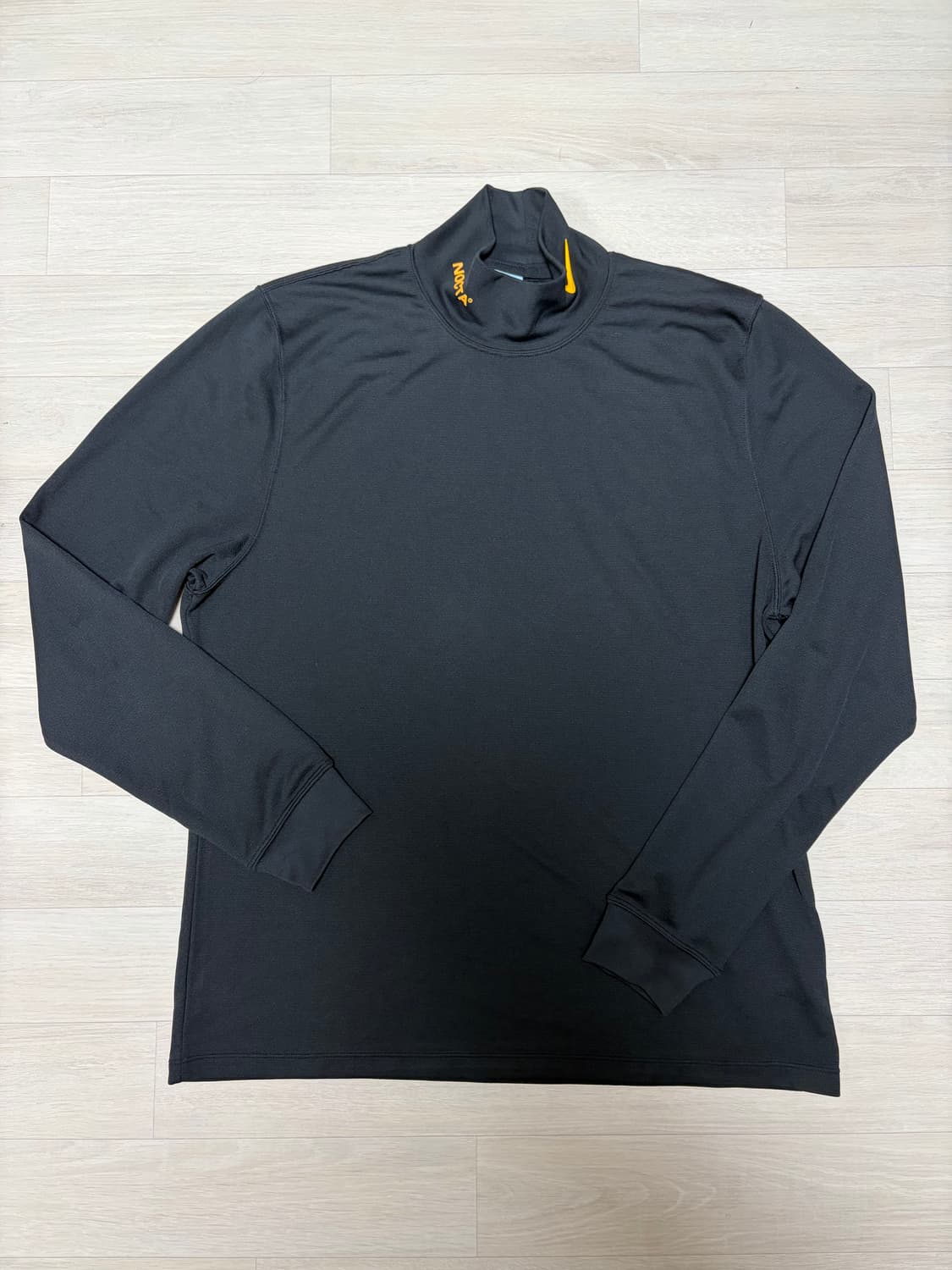 나이키 녹타 에센셜 모크넥 터틀넥 티셔츠 상품이미지1