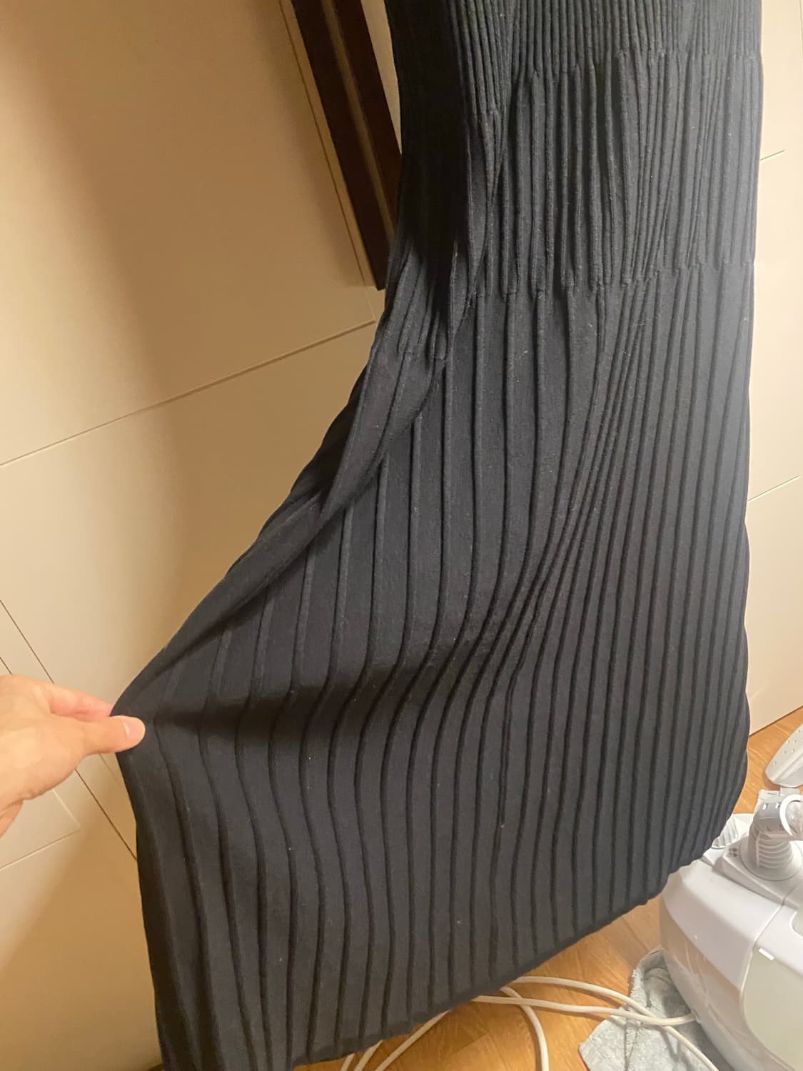 GU 블랙 플리츠 원피스 M 상품이미지3