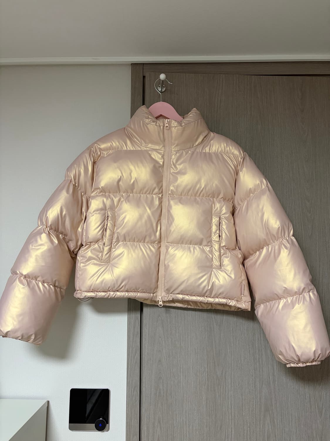 라퍼지포우먼 핑크 글로시패딩 상품이미지1