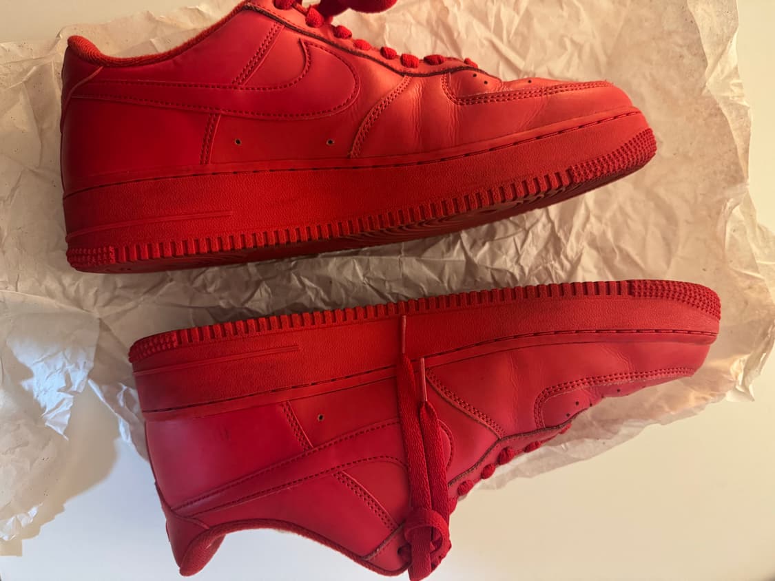 나이키 에어포스 1 '07 LV8 로우 트리플 레드 280 상품이미지4