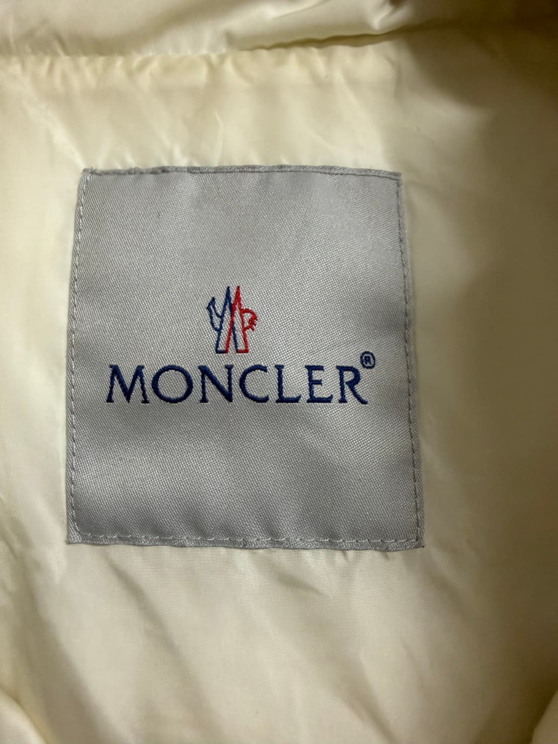 몽클레어 마가렛 아이보리 다운 자켓 상품이미지3