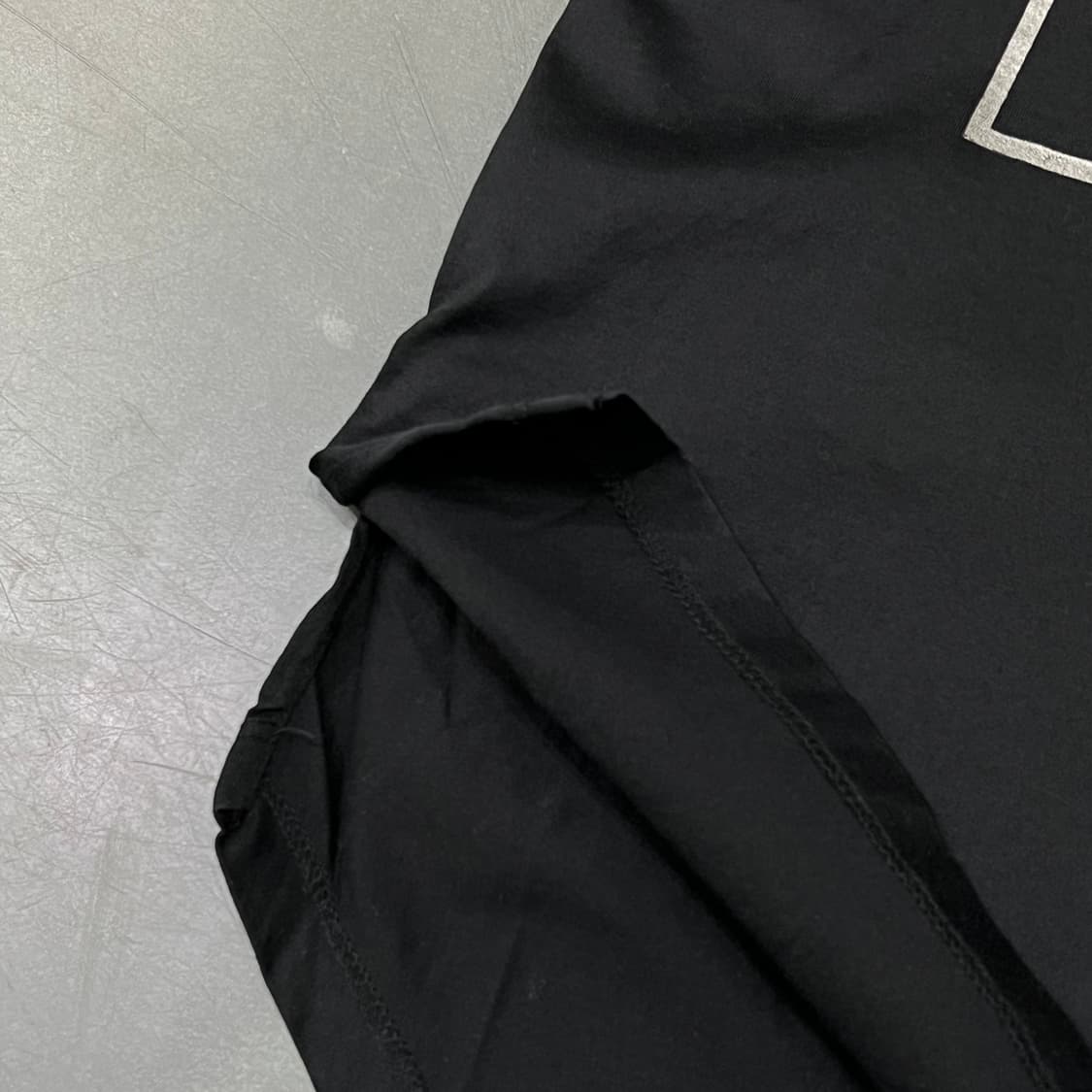  디젤 프린팅 반팔티 y15880 상품이미지4