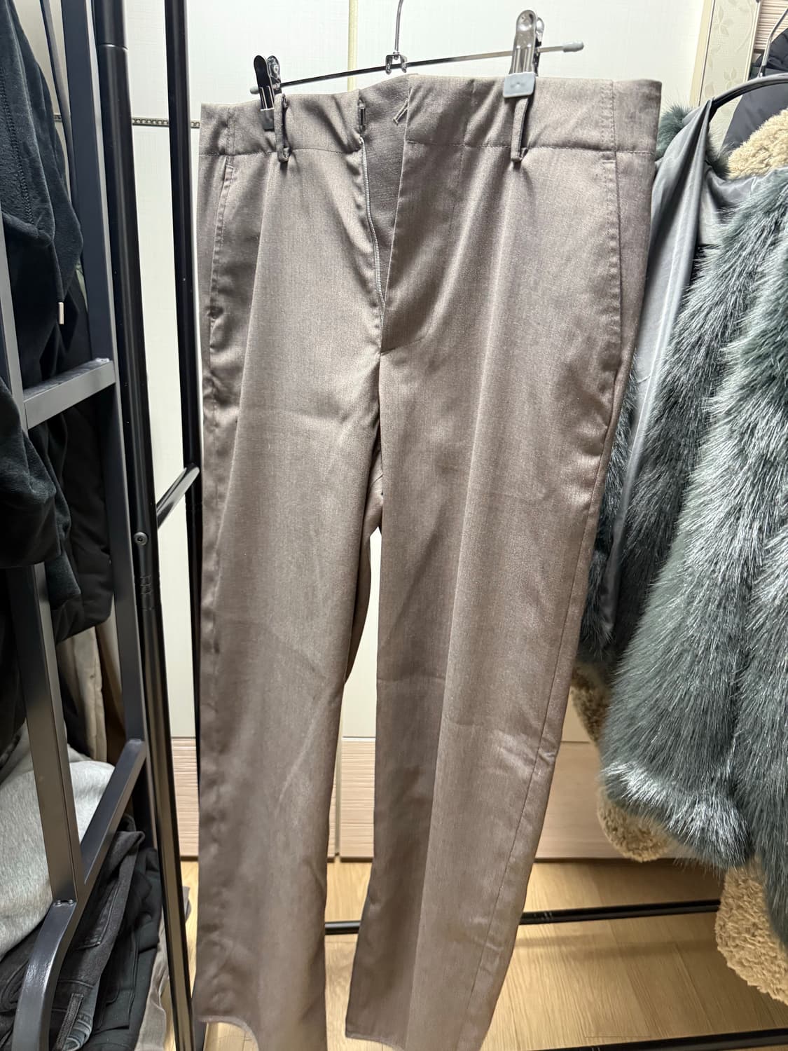 에피센터 투어리스트 Rim trousers 더스트 브라운 M사이드 상품이미지2