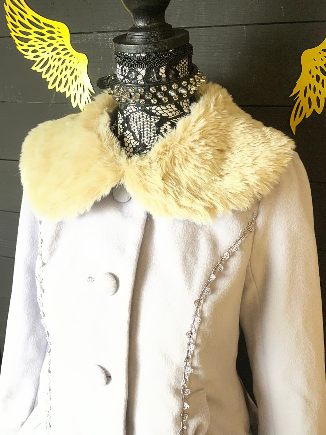 AXES FEMME 엑시즈팜 아이시블루 리본 레이스 퍼 코트 상품이미지4