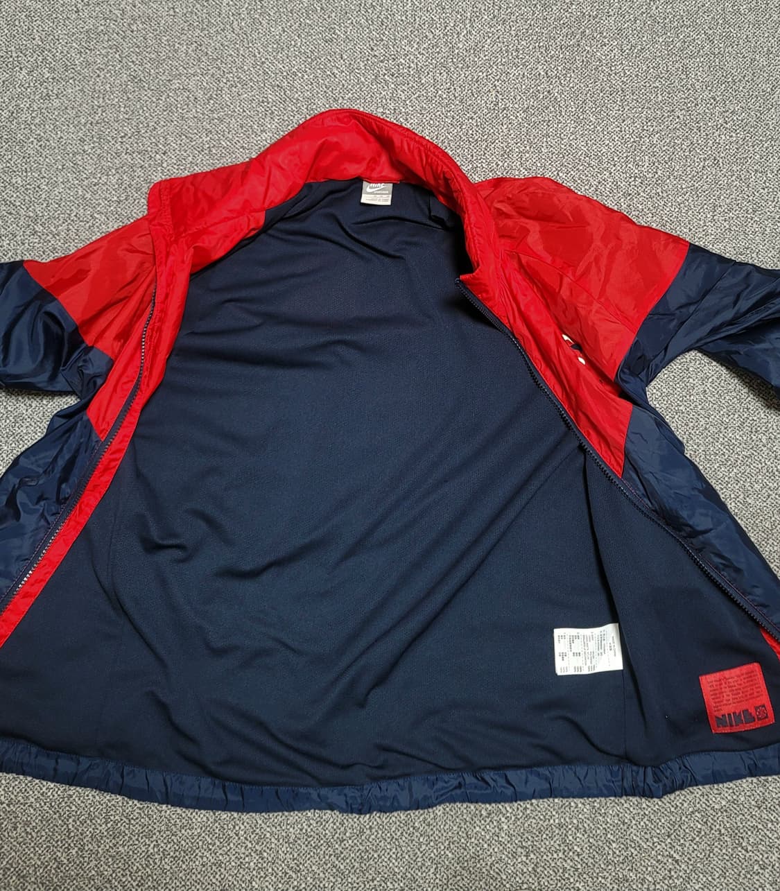 나이키 바람막이 자켓 M 레드/네이비 상품이미지6