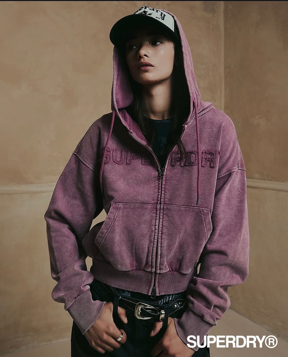 슈퍼드라이 빈티지 가먼트 워싱 크롭 후드 집업 상품이미지1