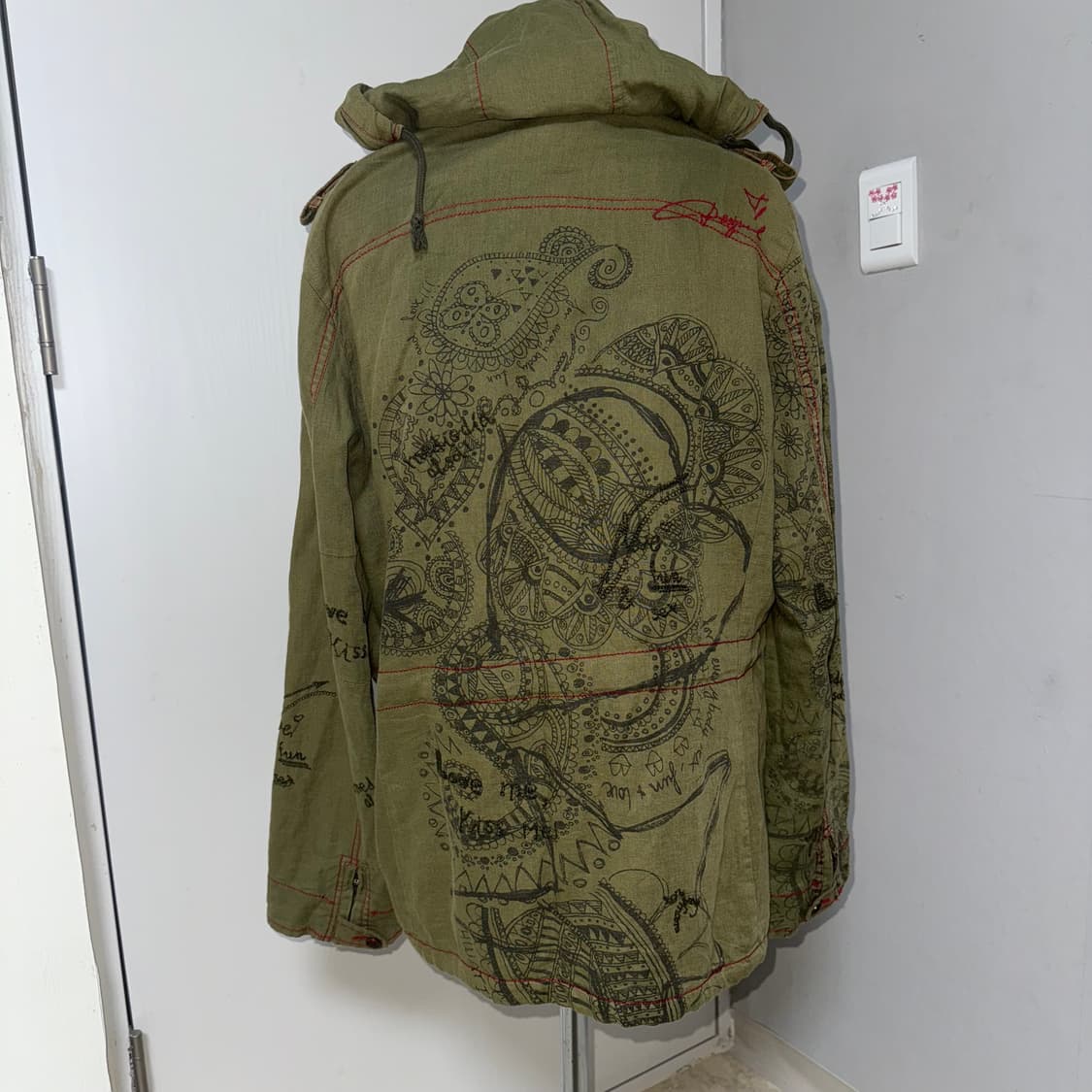 데시구알 자수 패치 야상  상품이미지4