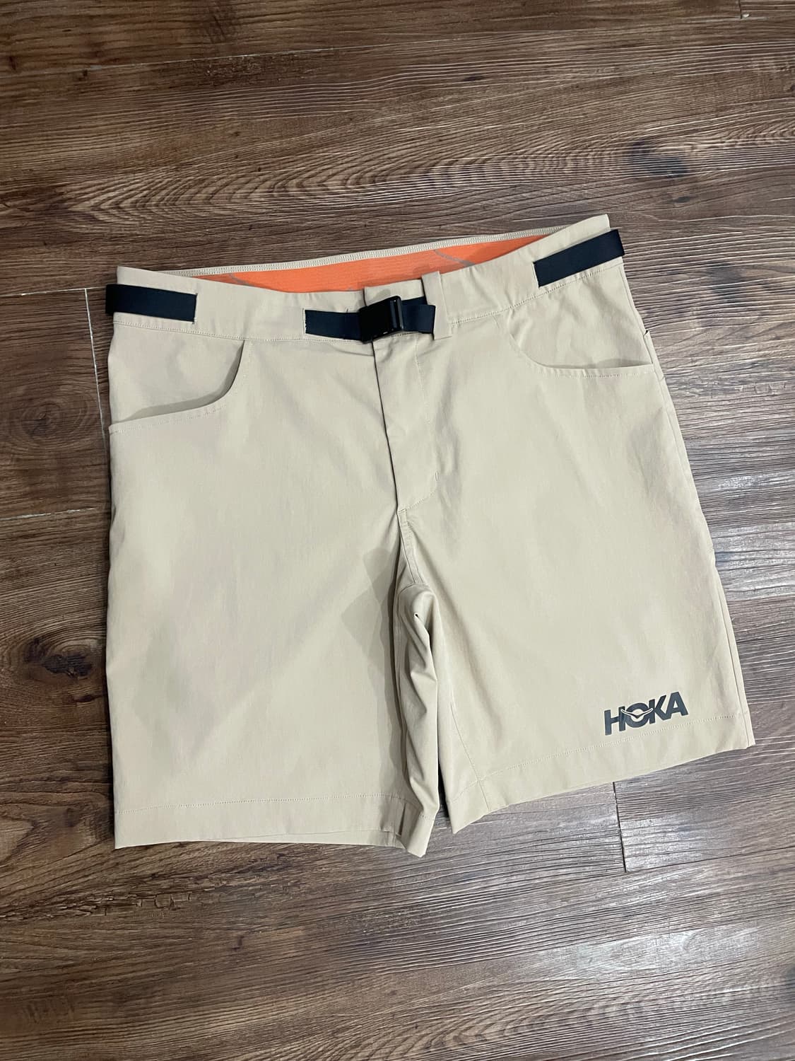호카 HOKA 스카이 쇼츠 숏 팬츠 베이지 상품이미지1