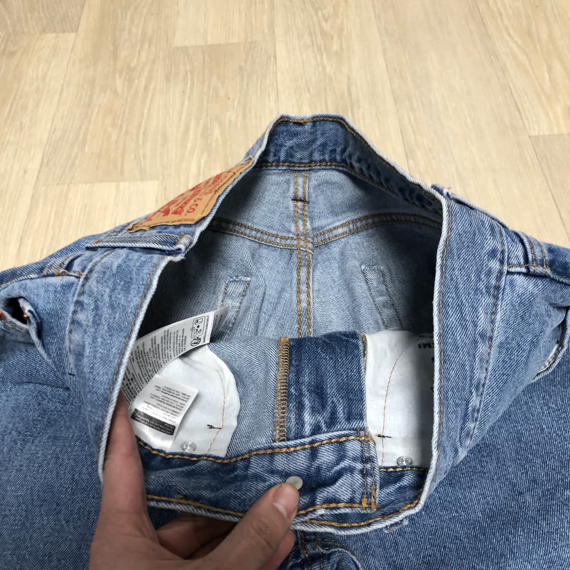 (31) 리바이스 Levi's 505 레귤러핏 연청 워시드 데님 상품이미지5